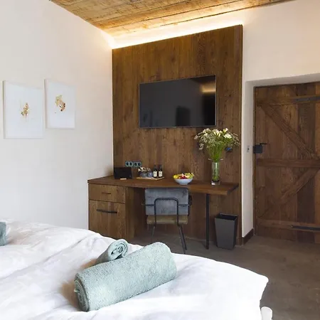 Ovcin Kestrany - Hotel Sokolnik 5*